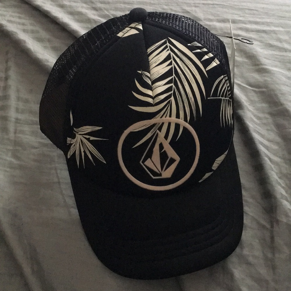 Volcom hat